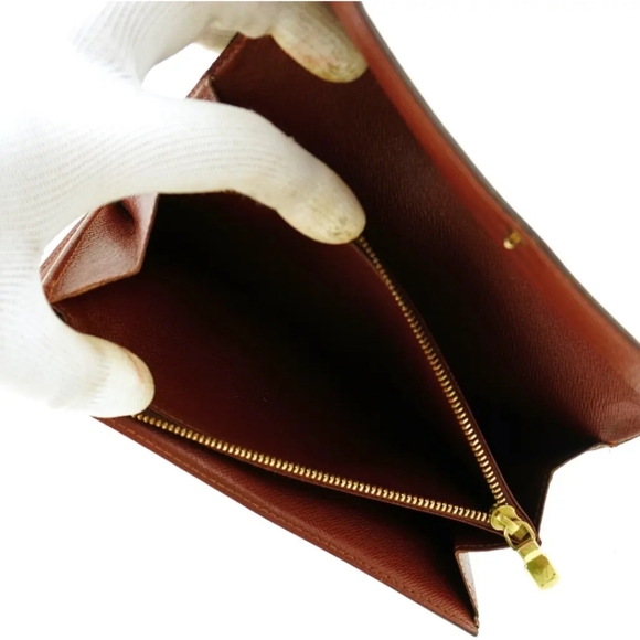 Louis Vuitton Long Sarah Wallet/ Gorgeous/ NO callouts/ w/ Dustbag - Picture 8 of 9